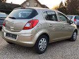 Opel Corsa 1.4 Cosmo Automatik Einparkhilfe Klima - Opel Corsa aus 2008: 4.1