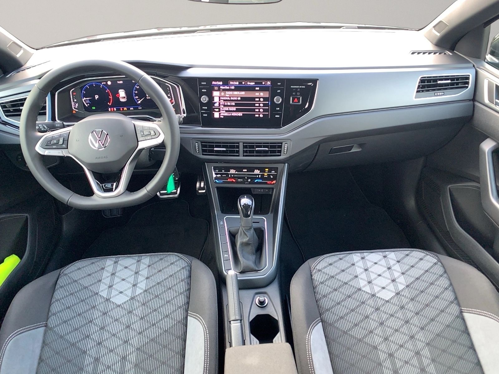 Taigo 1.0 TSI R-Line, Black Style, IQ.Drive, Dis