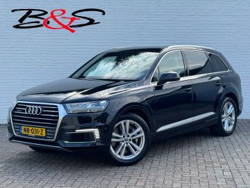 Audi Q7 - 1