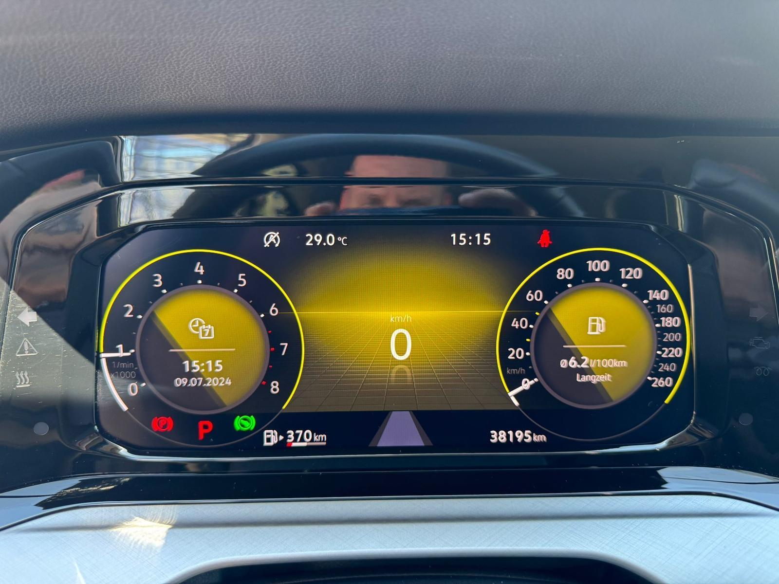 Volkswagen Golf 1.0 eTSI MHEV DSG Life LED*PDC*DAB*ACC*AHK*, миниатюра 14