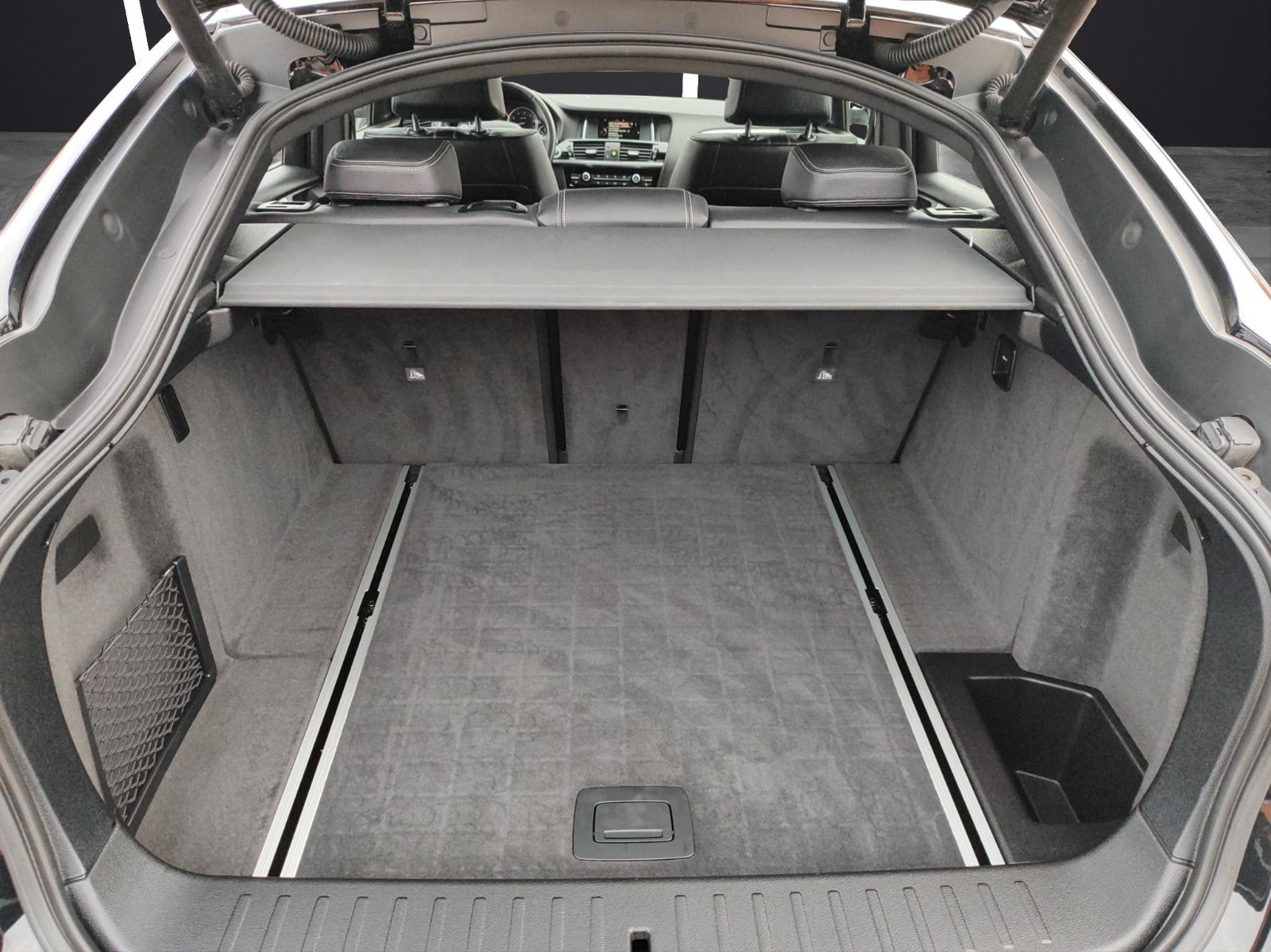 Fahrzeugabbildung BMW X4 xDrive 28 i Advantage*Automatik*Allrad*Navi*