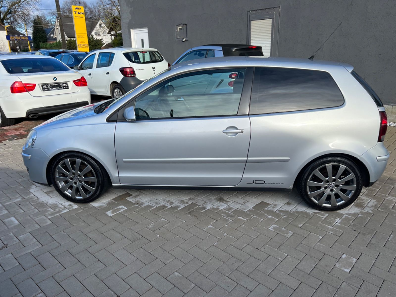 Fahrzeugabbildung Volkswagen Polo IV 1.4 Comfortline * SPORT * TÜV NEU *