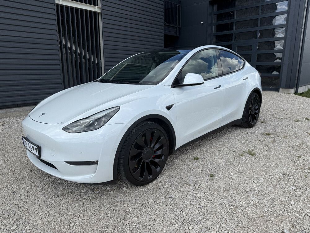 Image of Tesla Model Y