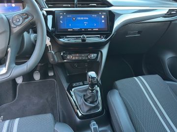 Fotografie 13 des Opel Corsa GS Kamera LED Sitzheizung PDC 17"Alufelge