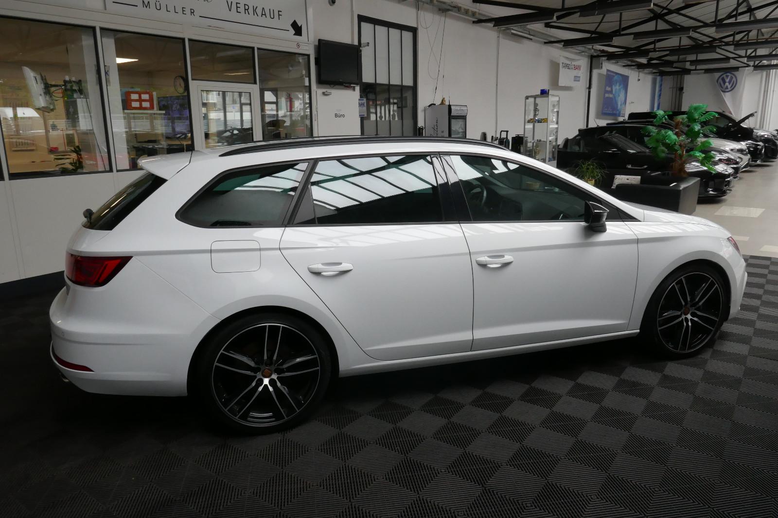 Seat Leon ST Cupra 300 4Drive *DSG*NAV*BEATS