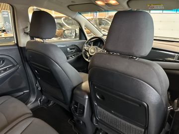 Kia Carens UEFA Euro 2016 *2. Hand*Klima*Kamera*Navi