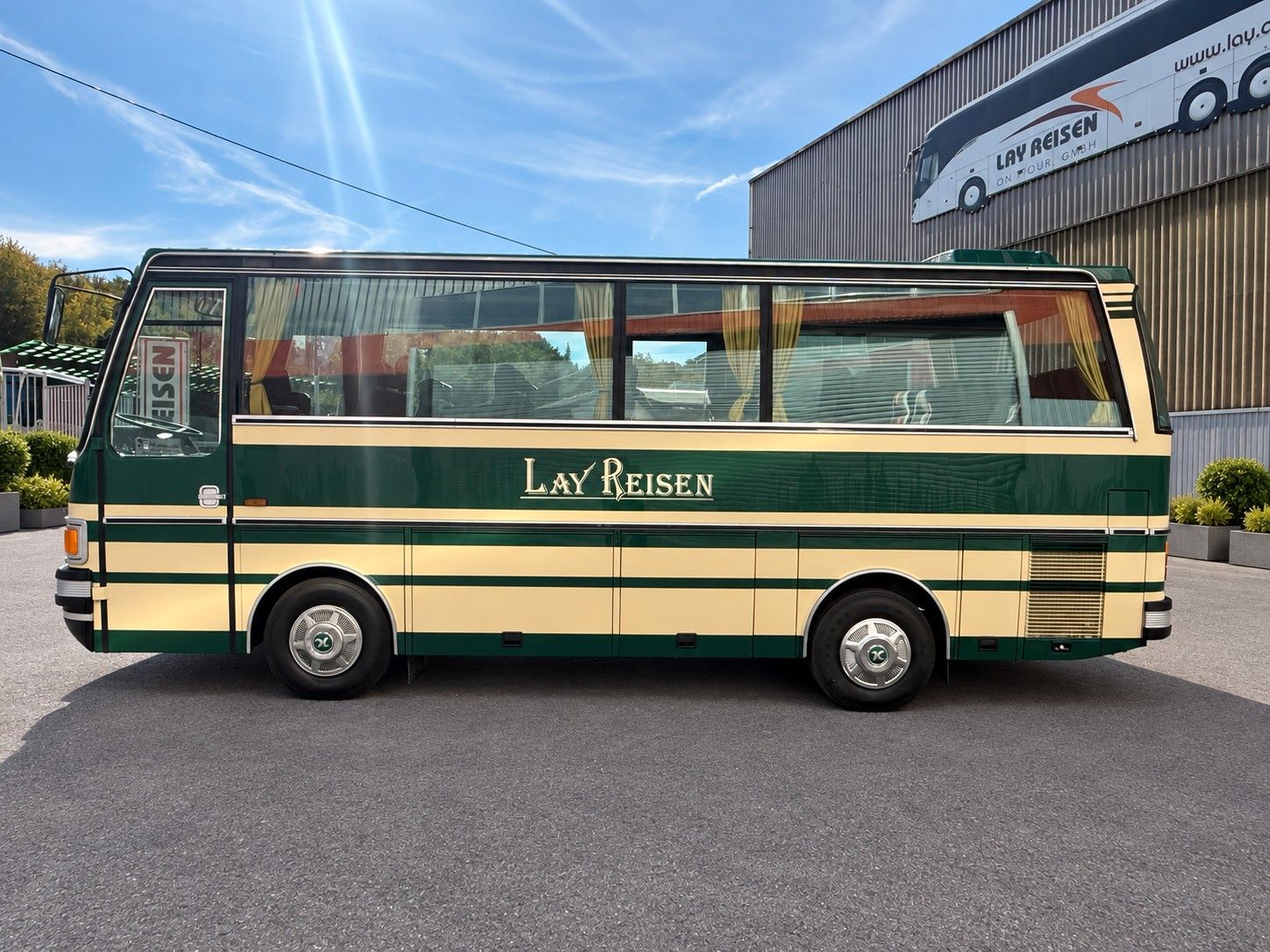 SETRA  1981 - Image 5 of 31