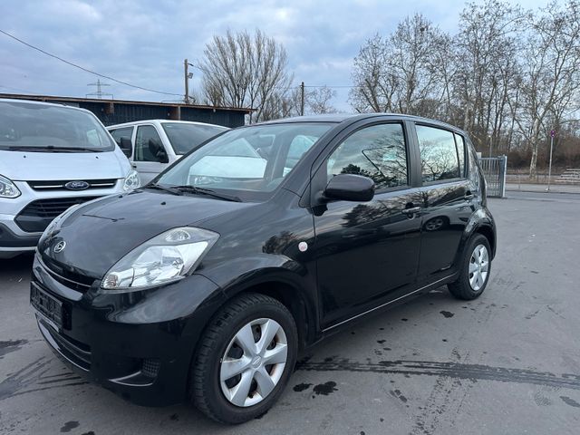 Daihatsu Sirion 1.0 TÜV NEU Klima 4-Türig Servo