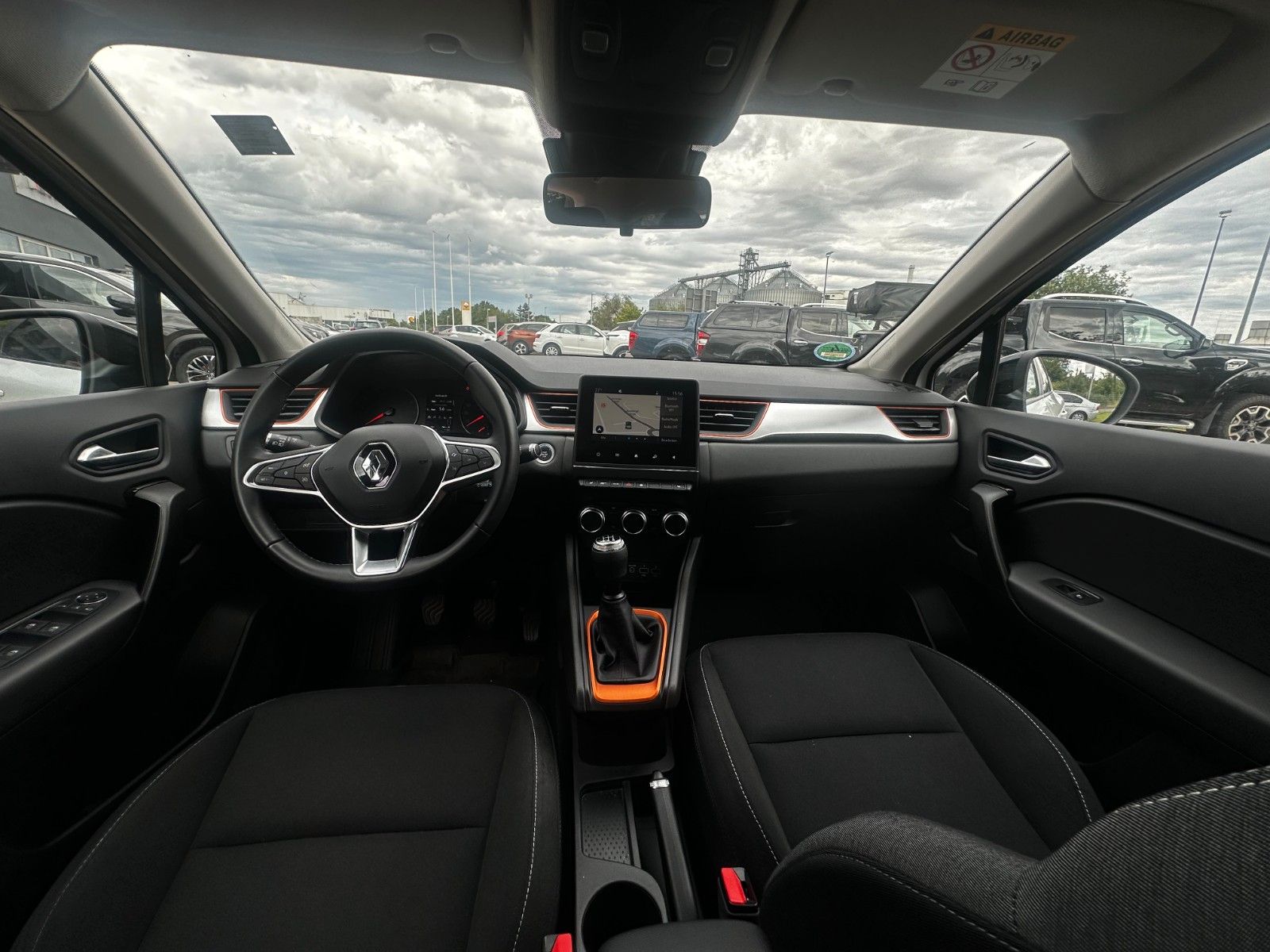 Fahrzeugabbildung Renault Captur II Navi / Klimaautomatik / Top