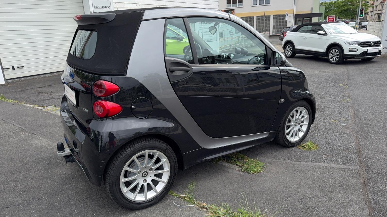 Smart fortwo cabrio  / 2 Jahre HU frei /