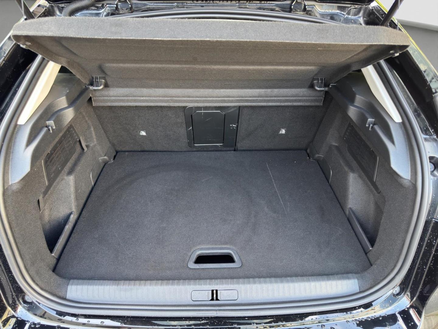 Citroën C4 PureTech 130 Stop & Start EAT8 Max Automatikg