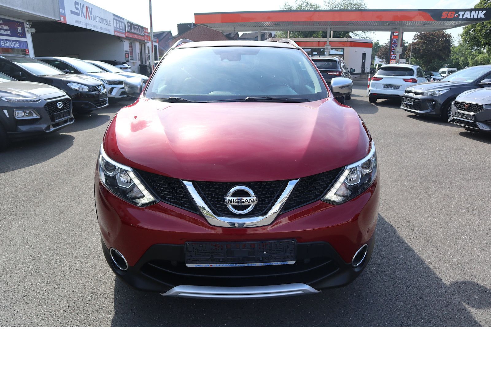 Fahrzeugabbildung Nissan Qashqai Tekna Navi Leder Scheckheftgepflegt