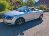 Audi TT Roadster 8N - Audi R8: Aud