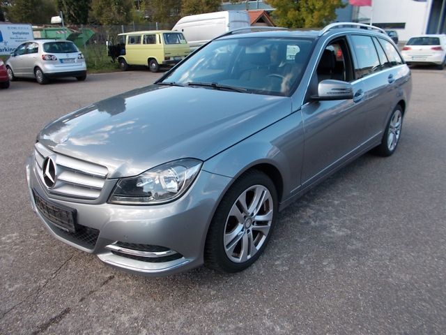 Mercedes-Benz C 180 T BlueEFFICIENCY AVANTGARDE