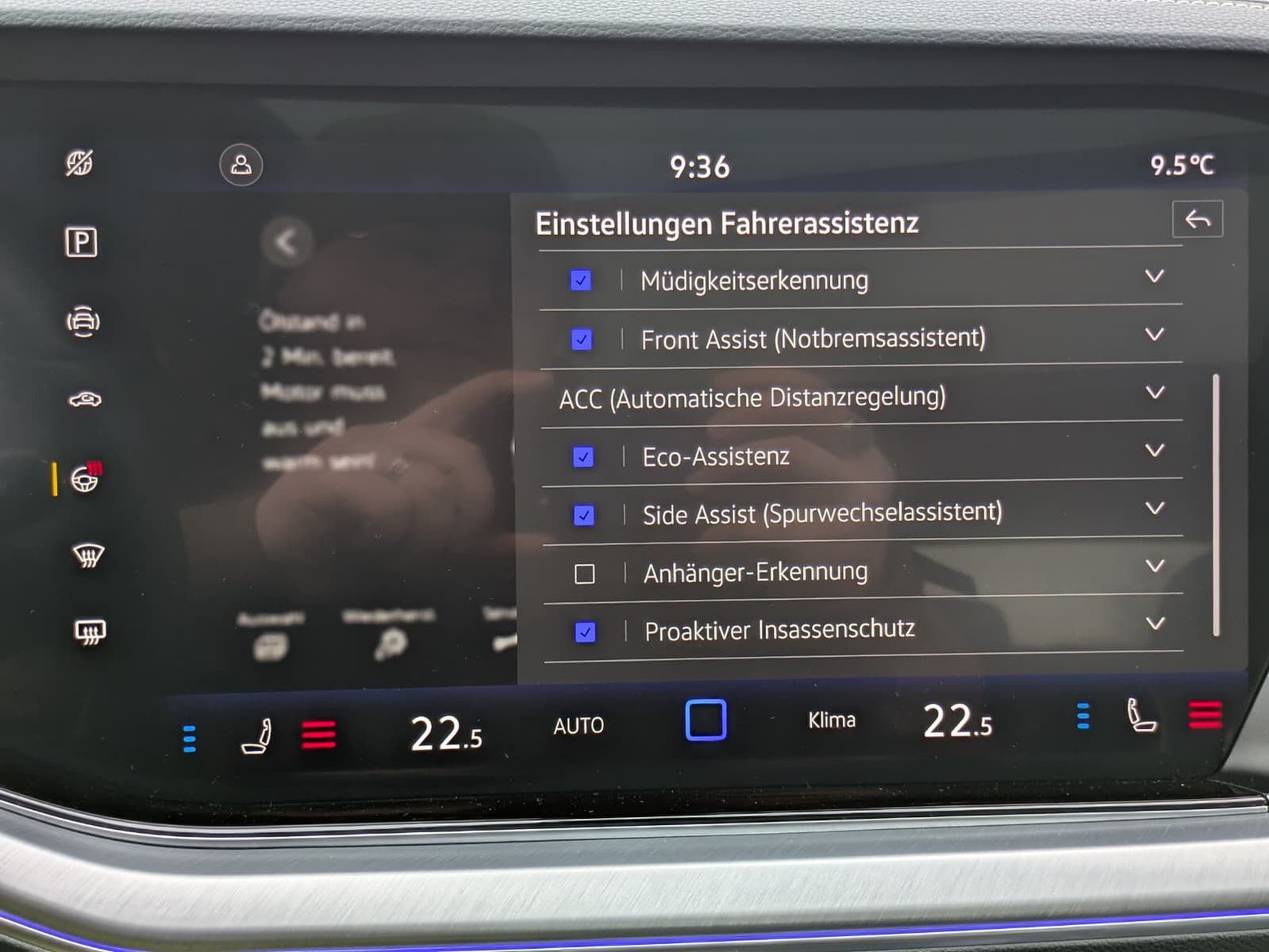 Fahrzeugabbildung Volkswagen Touareg 3.0TDI 4M R-Line VOLL Black 22" UPE 114T