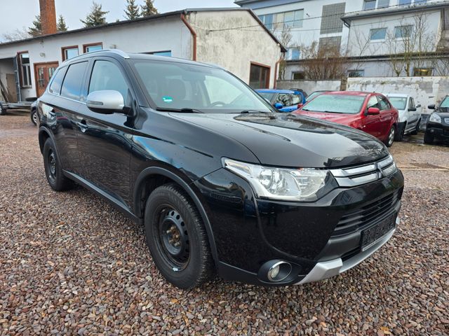 Mitsubishi Outlander Diamant Edition 4WD*Navi*Sitzheizung*