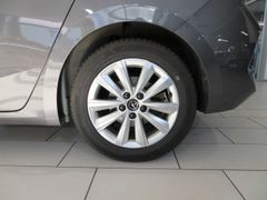 Fahrzeugabbildung Opel Astra L Lim. 1.2T LED/NAVI/SHZ/LHZ/PDC/360°/ALU