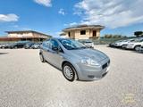 Fiat Grande Punto 1.3 MJT 75 cv 5 p 119.355 km u - silberne Fiat Grande Punto