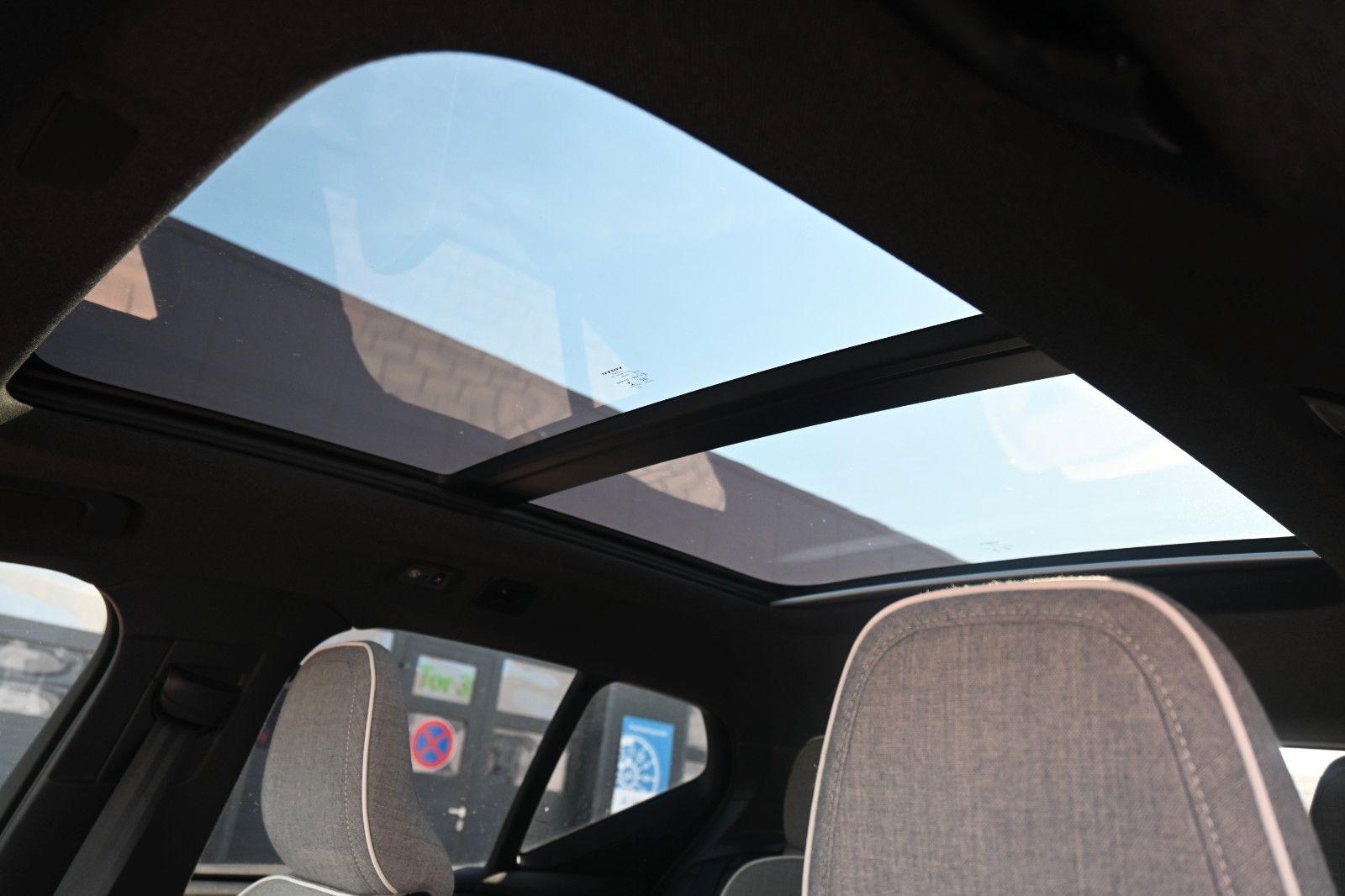 Fahrzeugabbildung Volvo XC40 Ultimate Dark T5 PHEV Ultimate*360°*PANO*