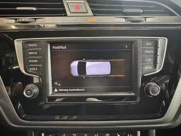 MYAUTOCENTER – Gebraucht- und Jahreswagen mit Werkstattservice in Pfaffenhofen Volkswagen Touran *R-Line*Sport*ACC*NAVI*2-ZONEN*LED*