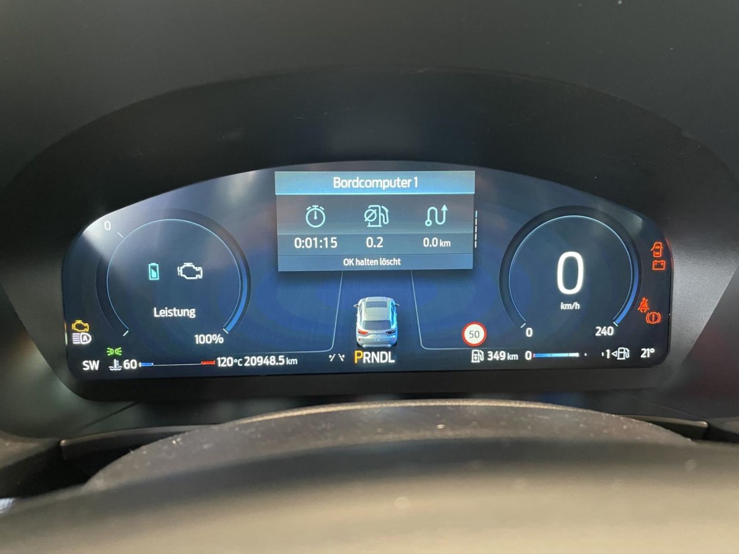 Fahrzeugabbildung Ford Kuga Hybrid ST-Line WINTERPAKET Navi LED Tempoma