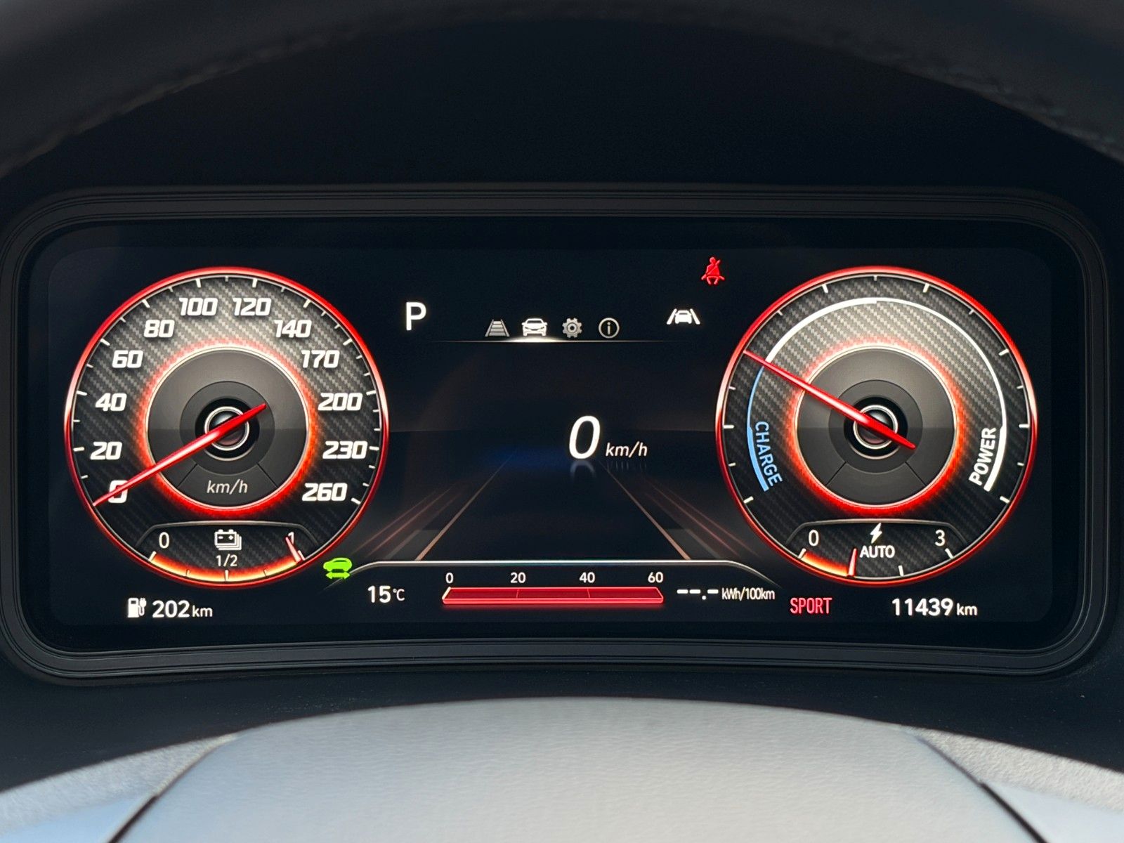 Fahrzeugabbildung Hyundai KONA E Select 2WD ACC PDC CAM LHZ SHZ CarPlay