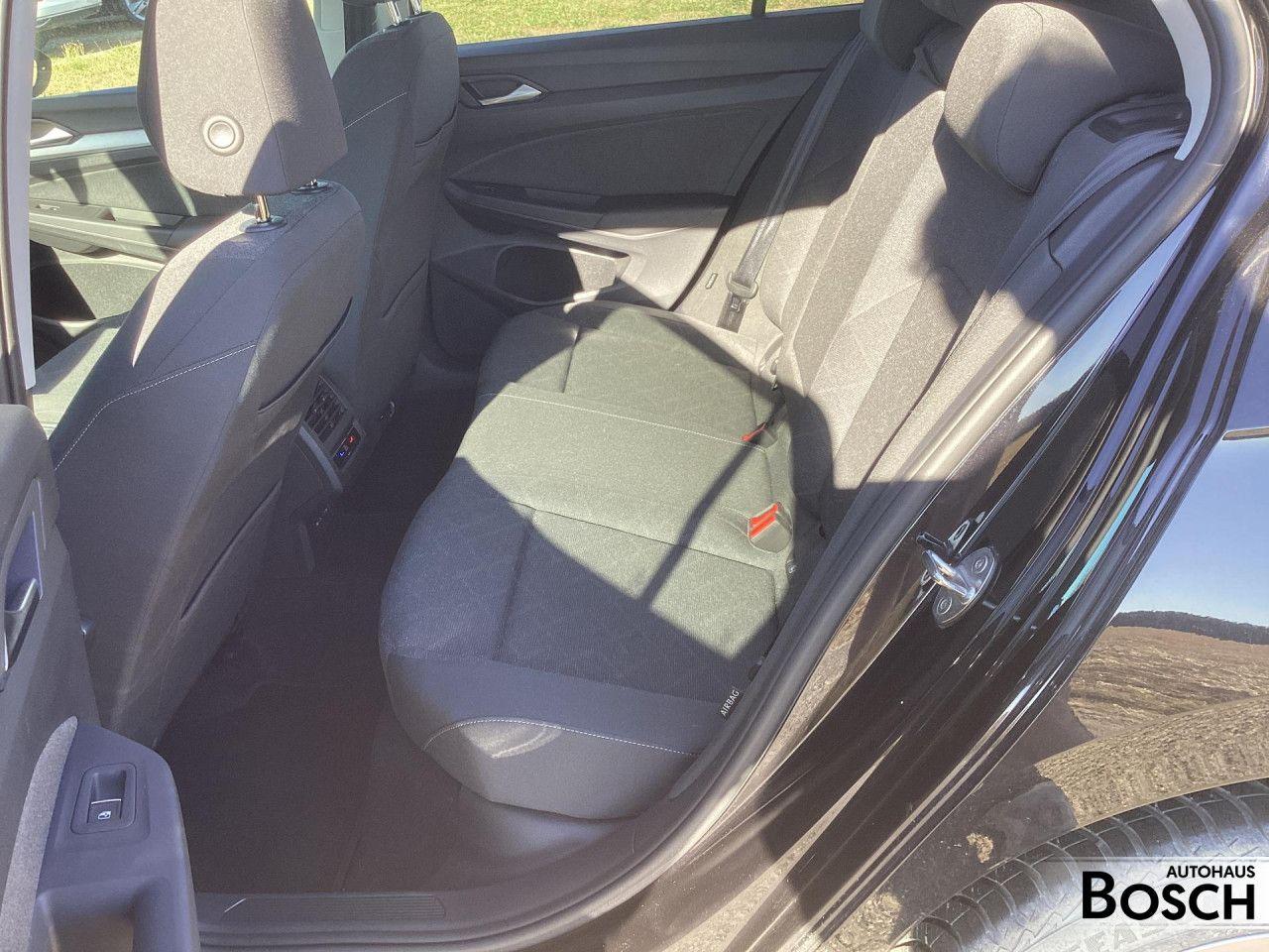 Volkswagen Golf VIII 1.5 TSI Life Navi RFK SHZ LED Klima, миниатюра 17