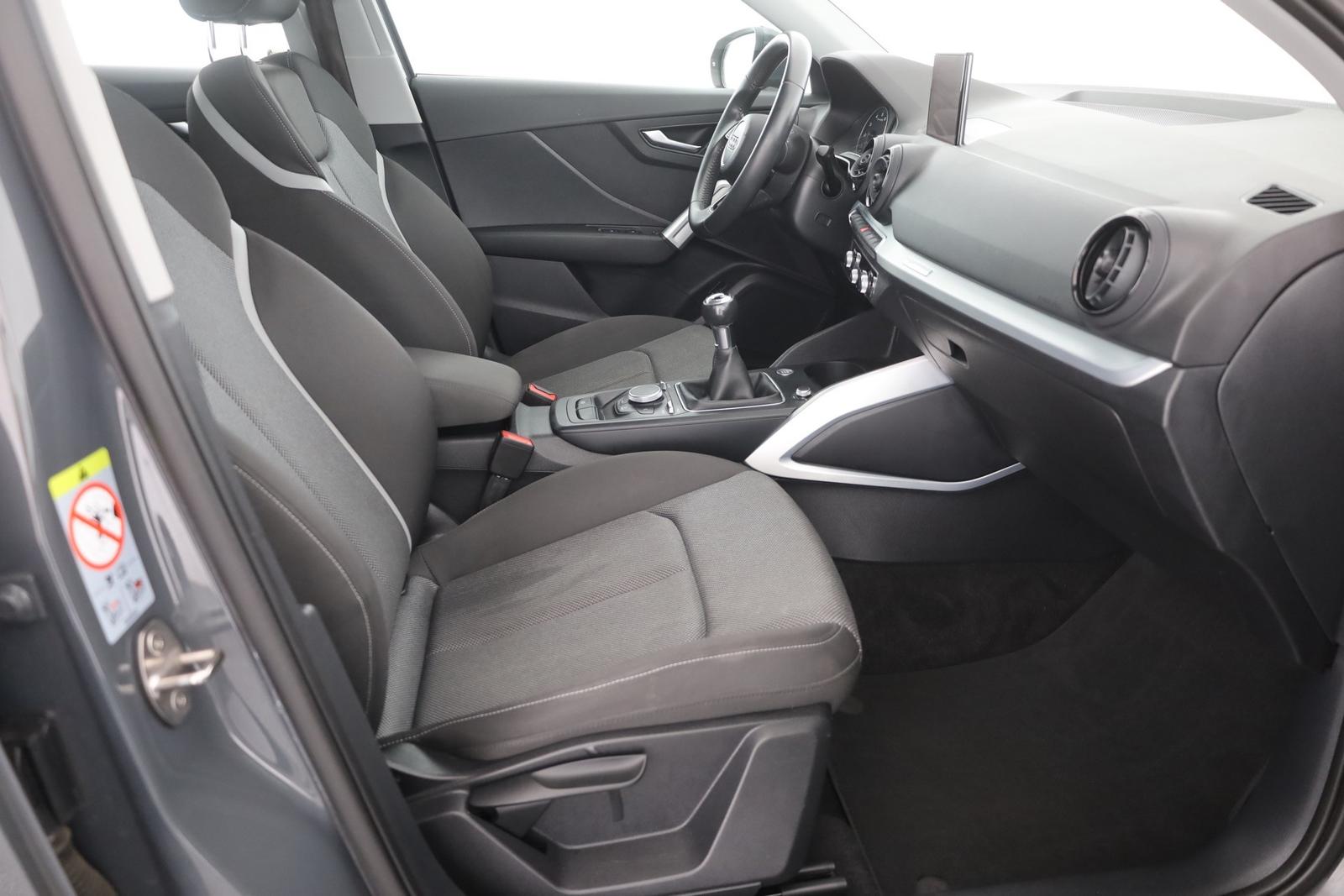 Audi Q2 30 TFSI Sport Navi Sitzheizung AHK