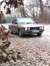 BMW e28 518i bahama beige 1985 - BMW 518: 518i