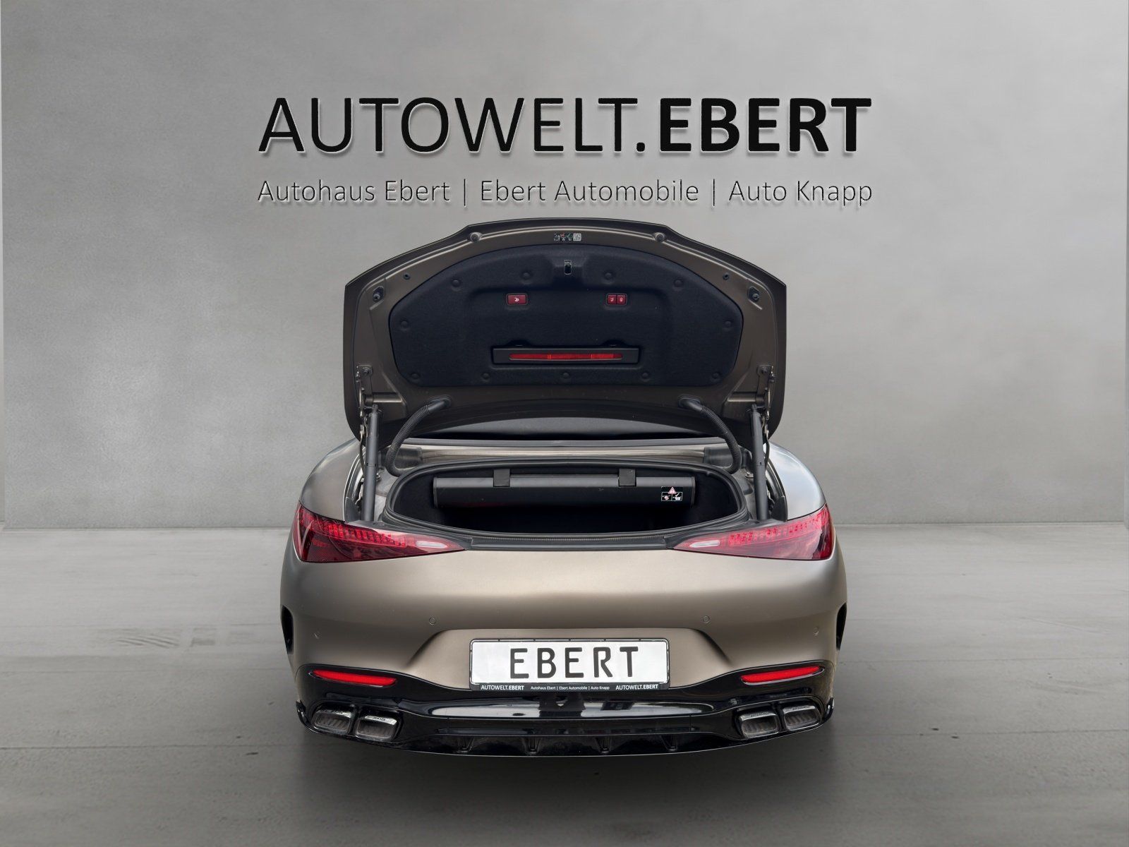 Fahrzeugabbildung Mercedes-Benz SL63 AMG Prem+ AERO Perf.Sitz DISTR Carbon MAGNO