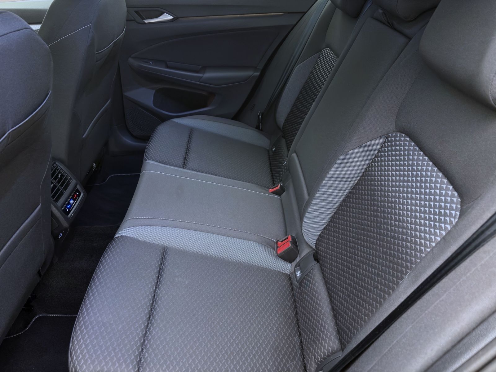 Volkswagen Golf - Bild 16