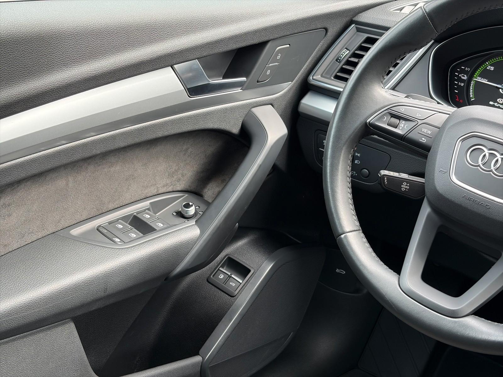 Audi Q5 e Quattro Sport*S-Line*SHZ*NAVI*LED*