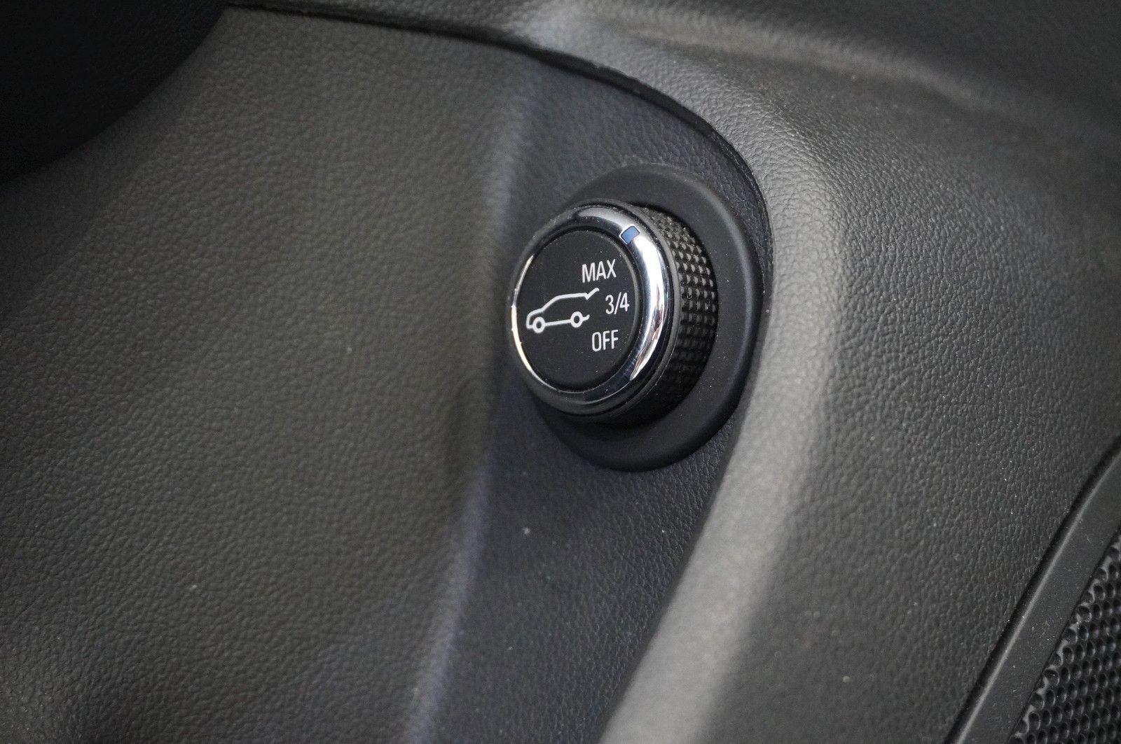 Fahrzeugabbildung Opel Insignia B ST 2.0D ELEGANCE NAVI/LED/KAMERA/HUD