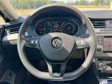 Volkswagen Passat Variant - 9