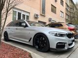 BMW 530d xDrive Touring + 20Zoll+Carbon+Nano-Ceramic - BMW 530 Gebrauchtwagen in Stuttgart