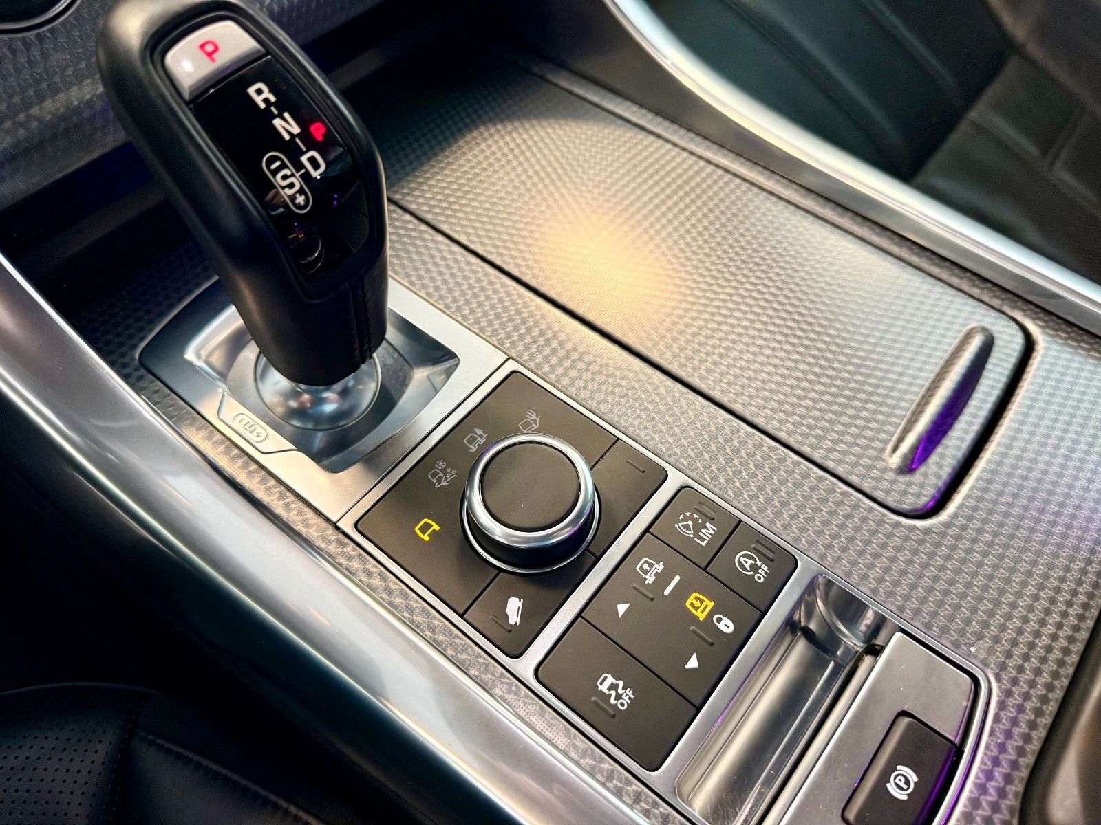 Fahrzeugabbildung Land Rover Range Rover Sport 3.0 SDV6 Autobiography Dynamic