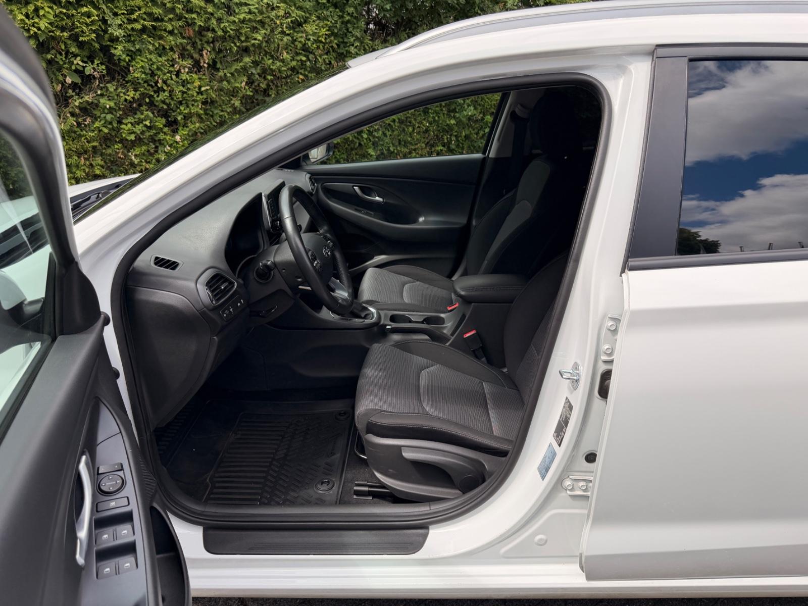 Hyundai i30 cw KLIMA TEMPOMAT SPUR BLUETOOTH LED PDC