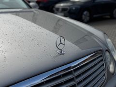 MERCEDES-BENZ E 350 Lim*NAVI*PDC*TEMP*SHZ*AUTOMATIK*2.HAND*AHK