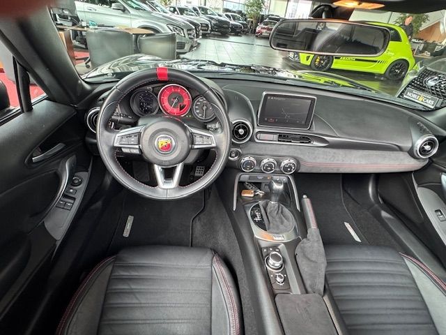 Fahrzeugabbildung Abarth 124 Spider 1.4 MultiAir Turbo AT Turismo LED NAV