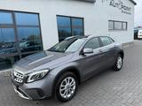 Mercedes-Benz GLA 200 CDI LED NAVI ACC AHK 360º SH PANORAMA - Mercedes-Benz GLA 200: Grau, Schiebedach