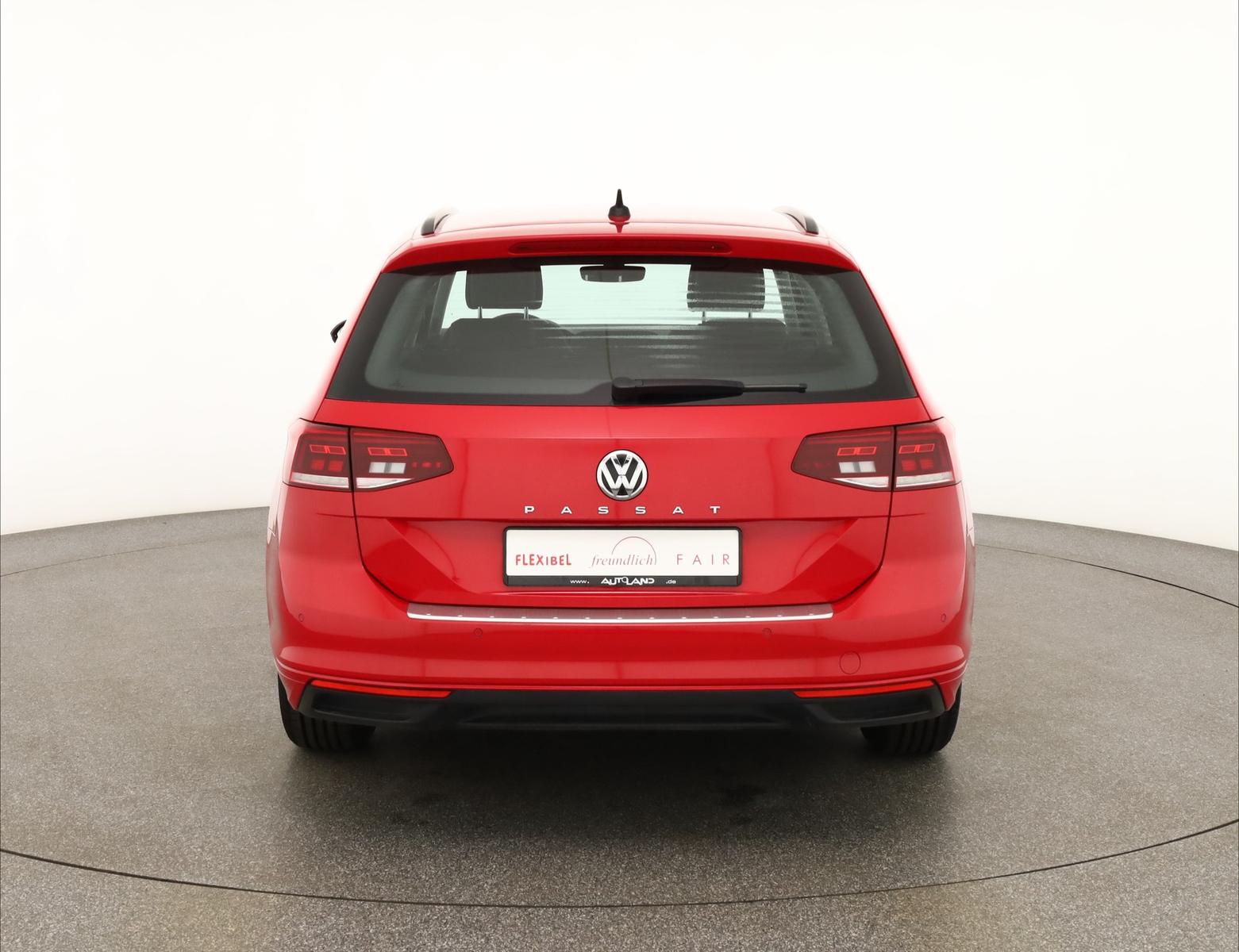 Volkswagen Passat 1.6 TDI DSG Business LED Navi ACC, миниатюра 4