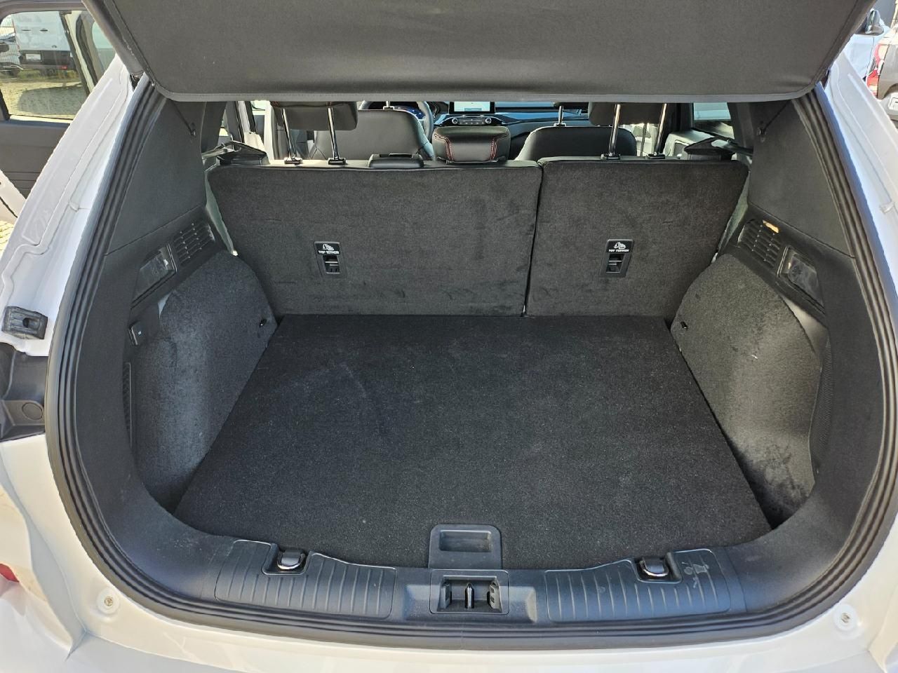 Fahrzeugabbildung Ford Kuga Plug-In Hybrid ST-Line X