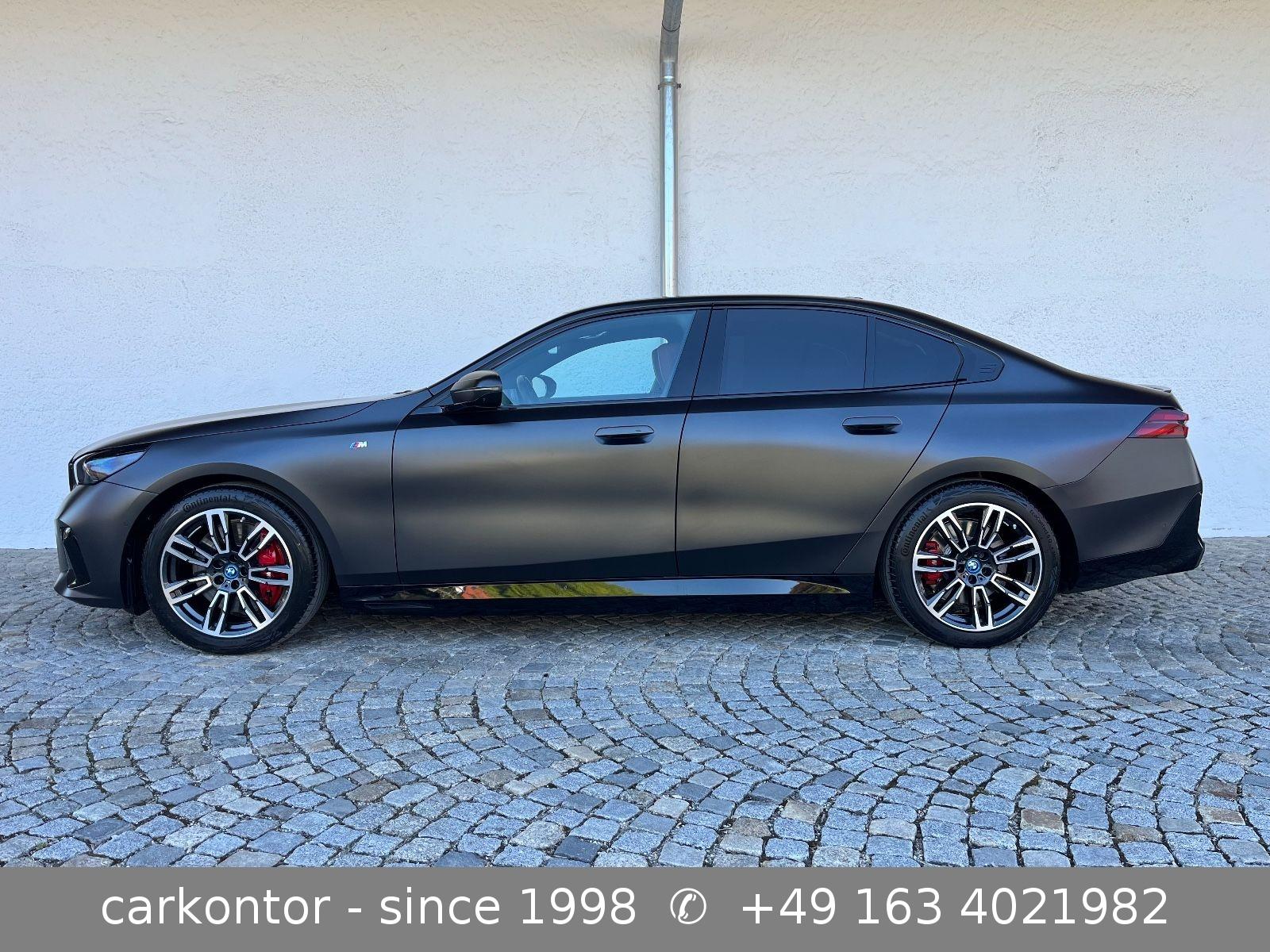 BMW i5 eDrive40 *M SPORT PRO*PANO*FROZEN*B&W*