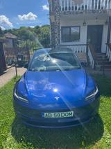 Tesla Model 3 Hinterradantrieb RWD LFP PREMIUM