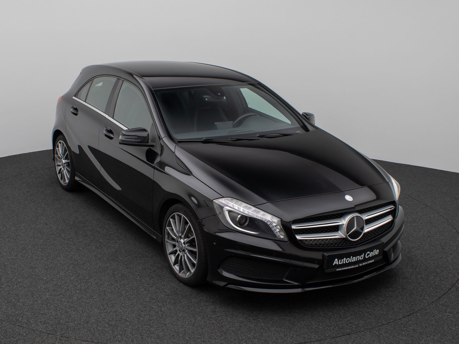Fahrzeugabbildung Mercedes-Benz A 200 AMG Sport Kamera BiXenon Tempomat Alcantar