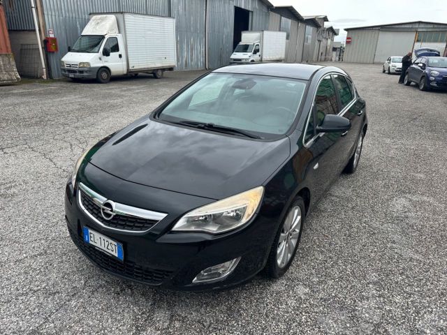 Opel Astra 1.7 CDTI 110CV 5 porte Cosmo NEOPATEN