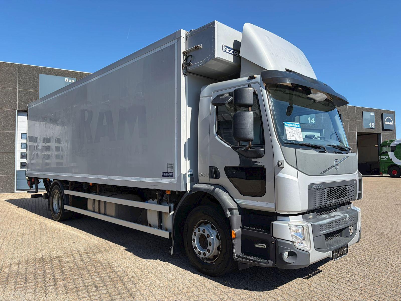 Volvo FE320