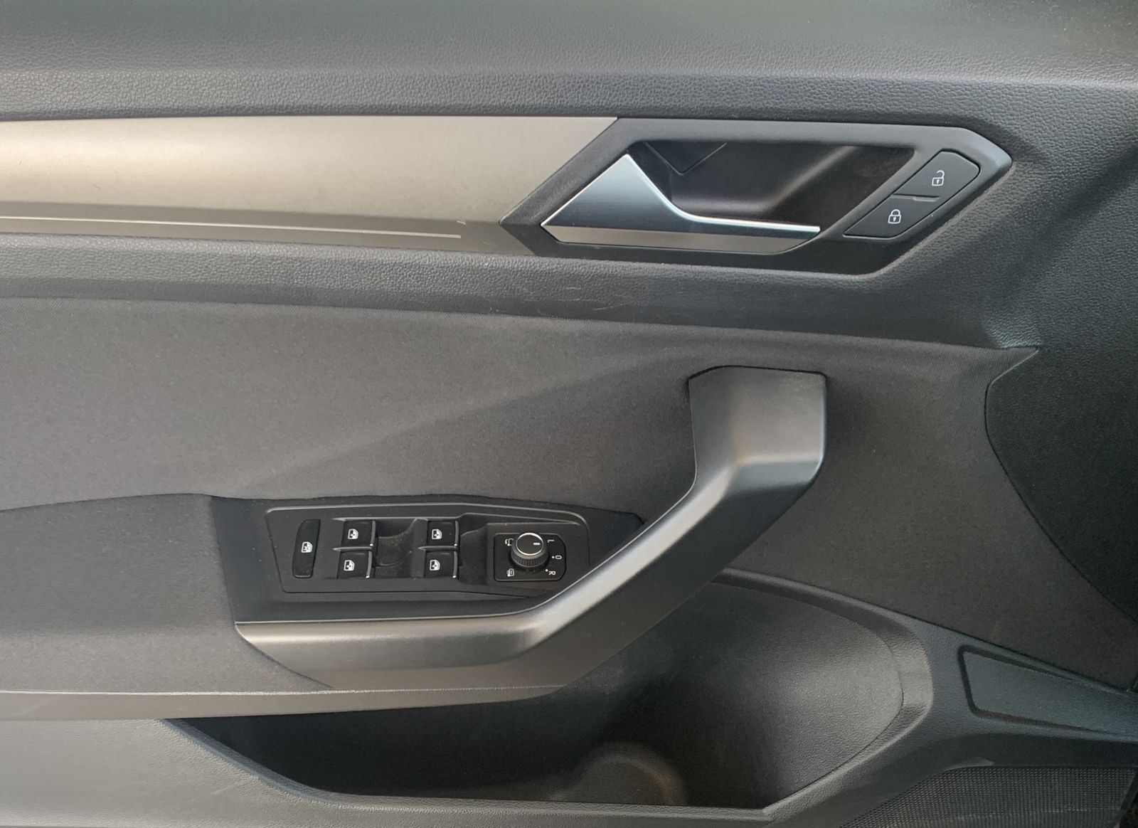 Fahrzeugabbildung Volkswagen T-Roc 2.0 TDI*Style*LED*ACC*Navi*Cam**PDC*