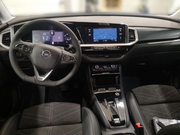 Fotografie des Opel Grandland (X) Grandland GS AT Alcantara Navi 360°Kamera LED