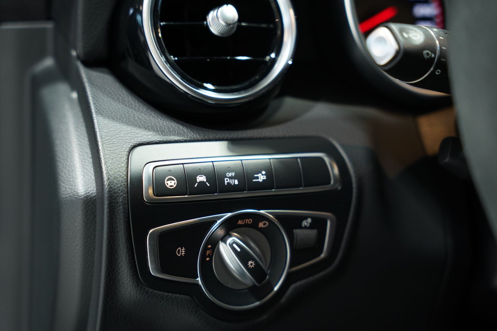 Mercedes Benz C 63 Amg